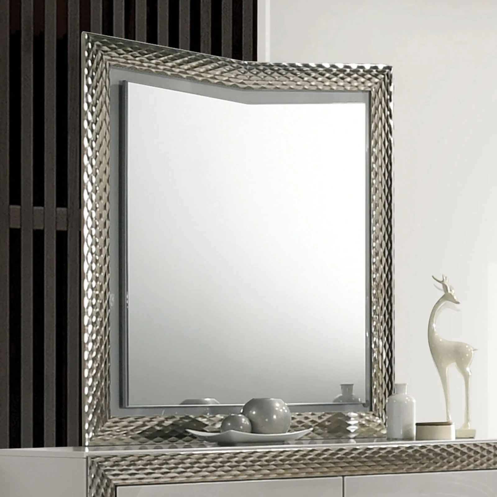 Ventnor Gray Queen 4 Piece Bedroom Set - Image 5