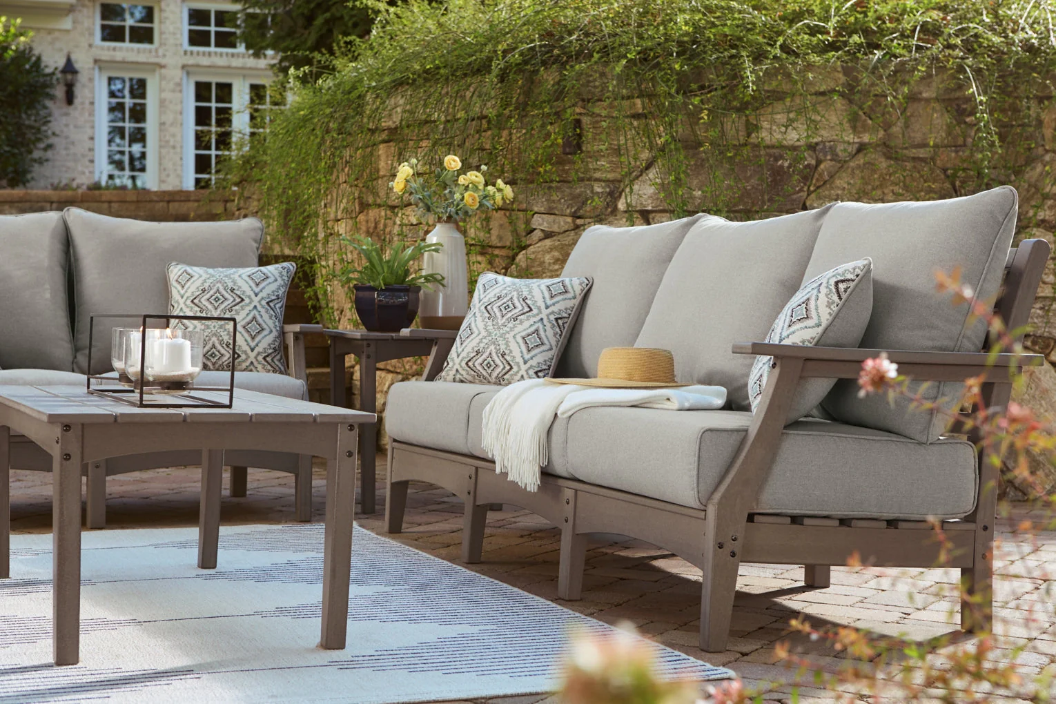 Visola Outdoor Seating - Image 21