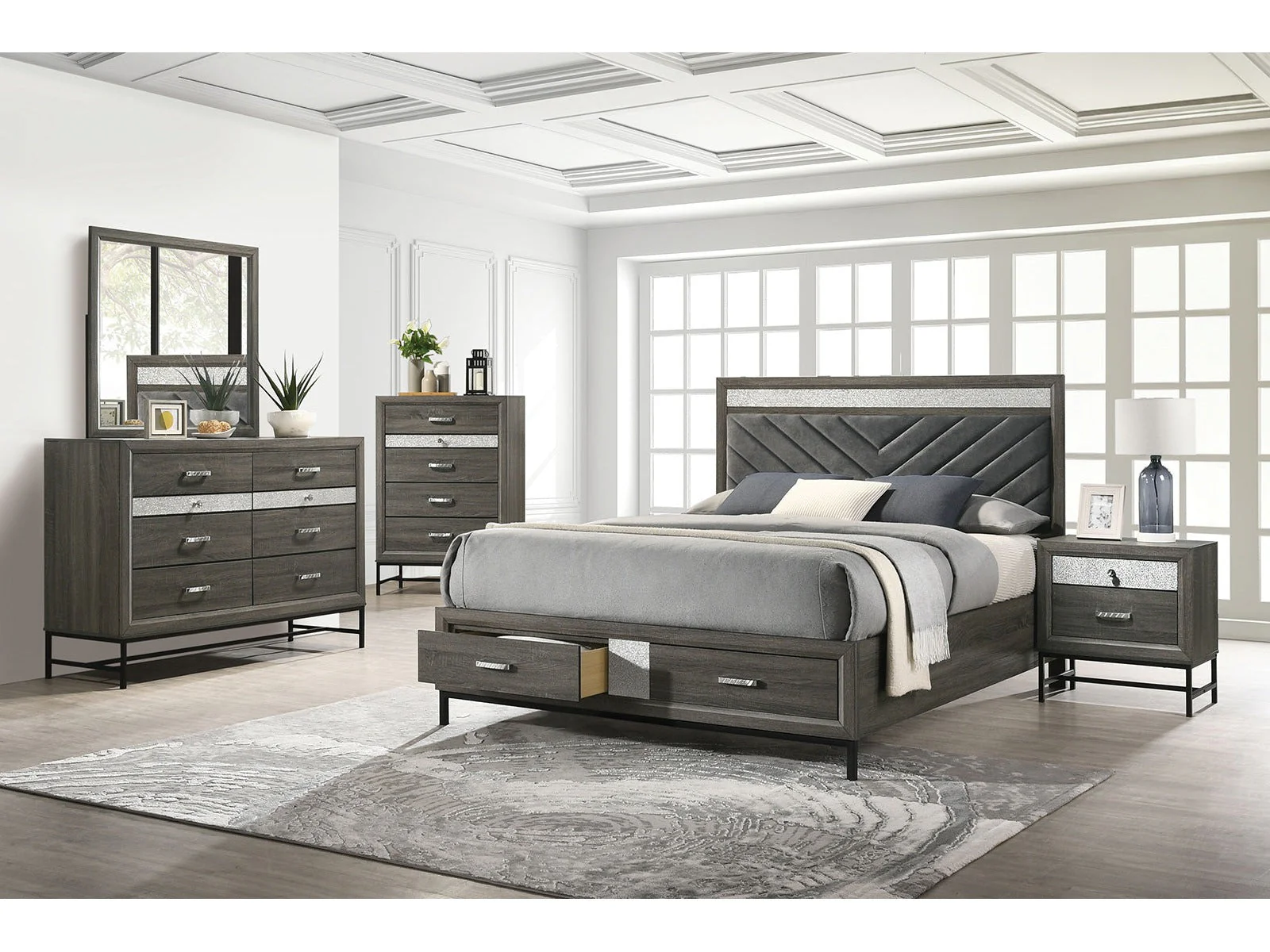 Voleta Gray 5 Pc. Queen Bedroom Set w/ Chest