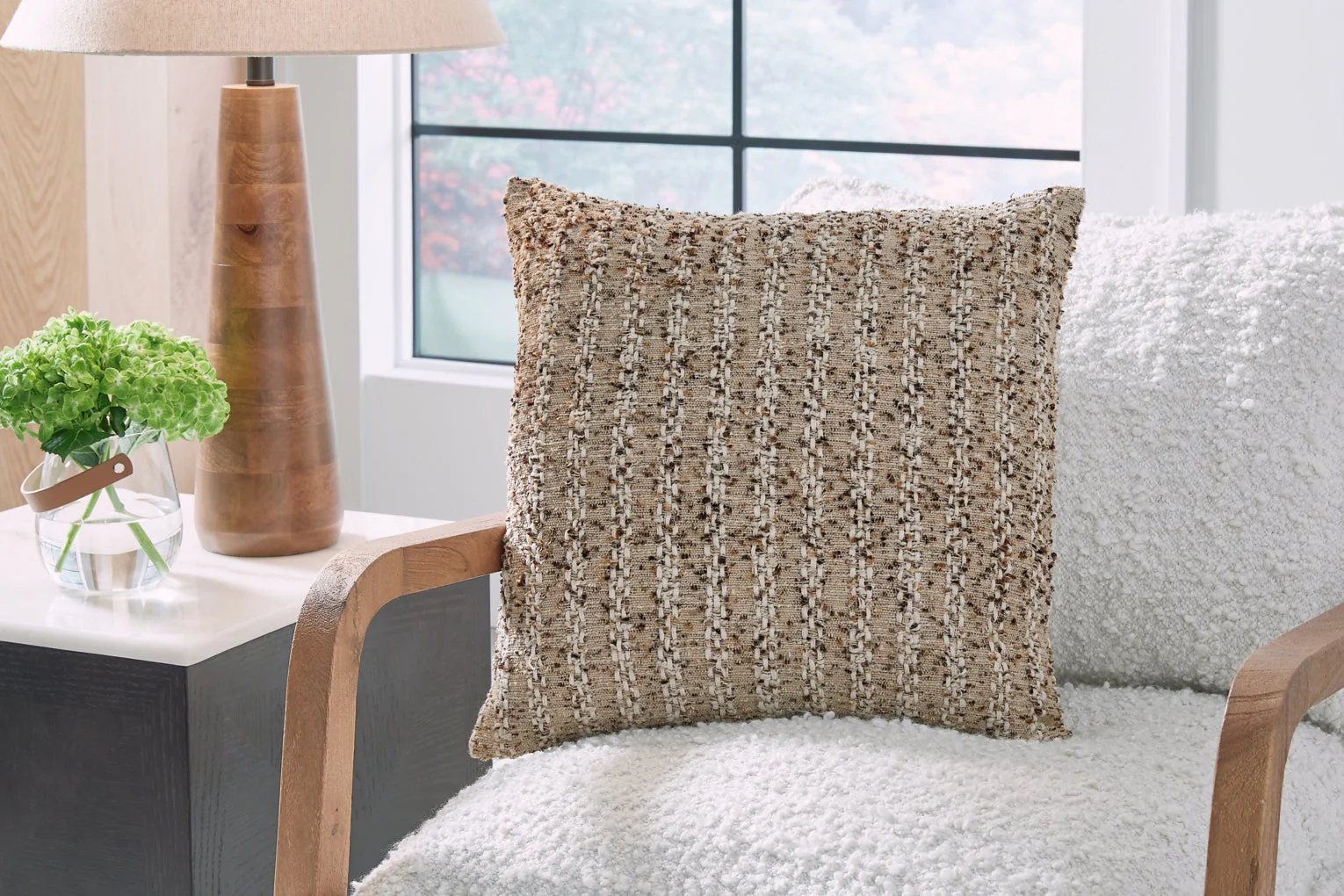 Vorlane Pillow - Image 2