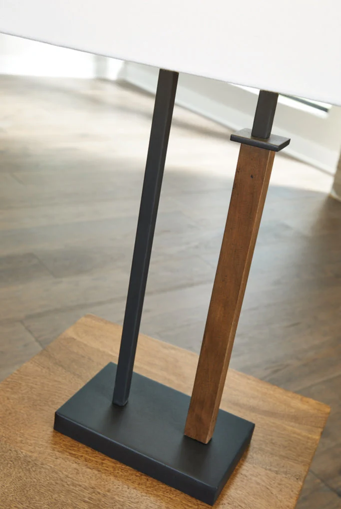 Voslen Metal Table Lamp - Image 4