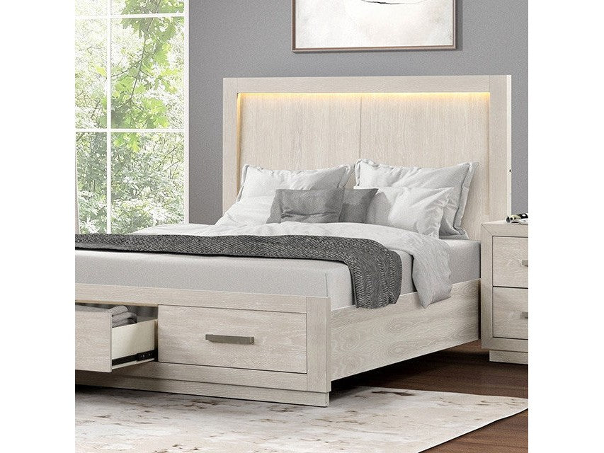 Wellingborough Light Gray Queen Bed