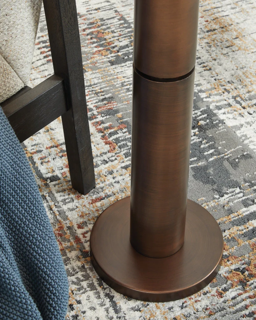 Wendfield Metal Floor Lamp - Image 4