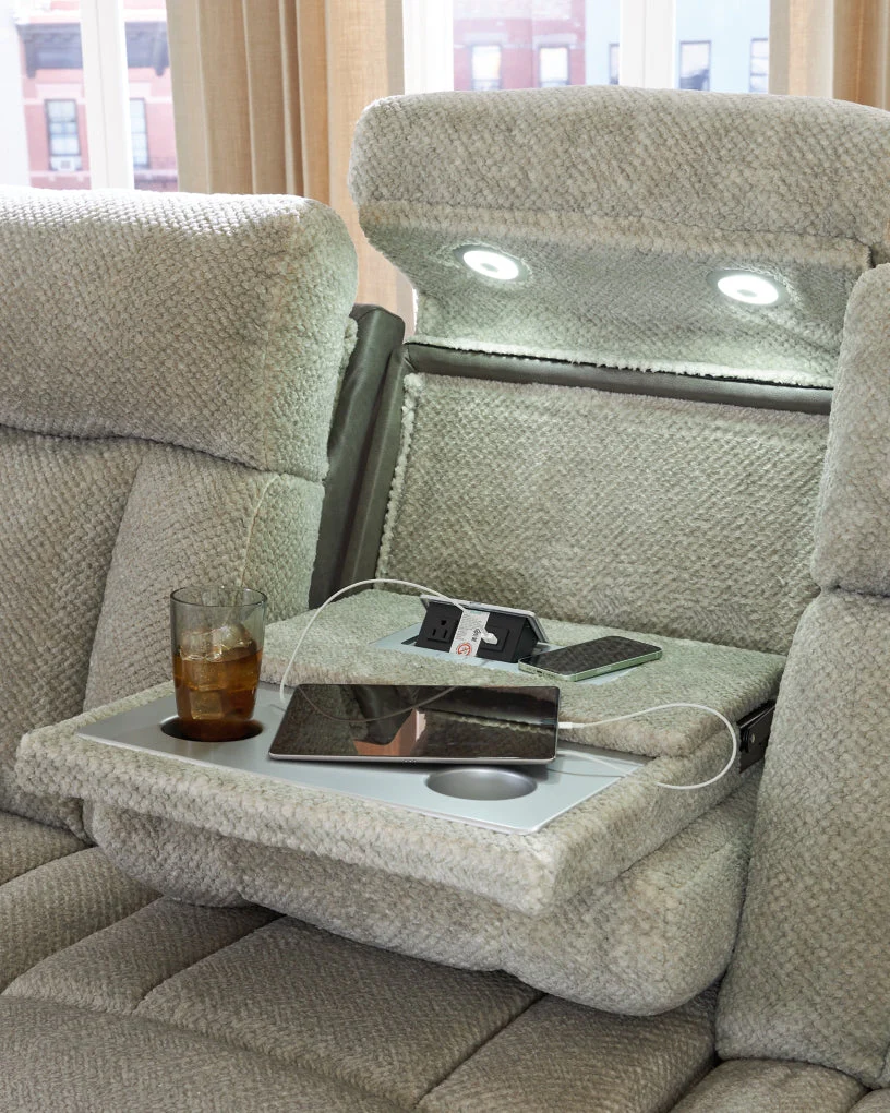 WhipLash Living Room Set - Image 5