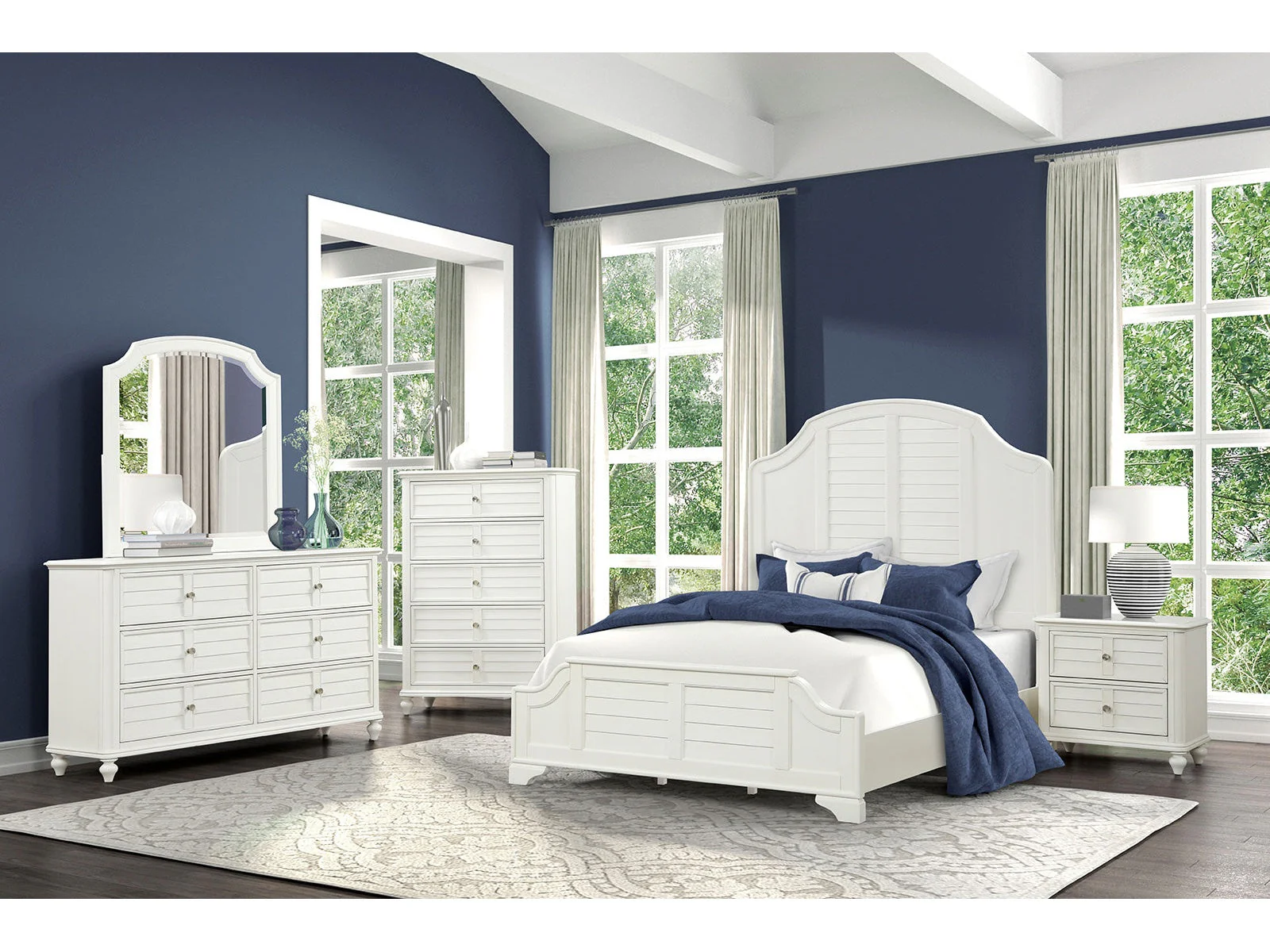 Whitehaven White/Coastal Queen 4 Piece Bedroom Set