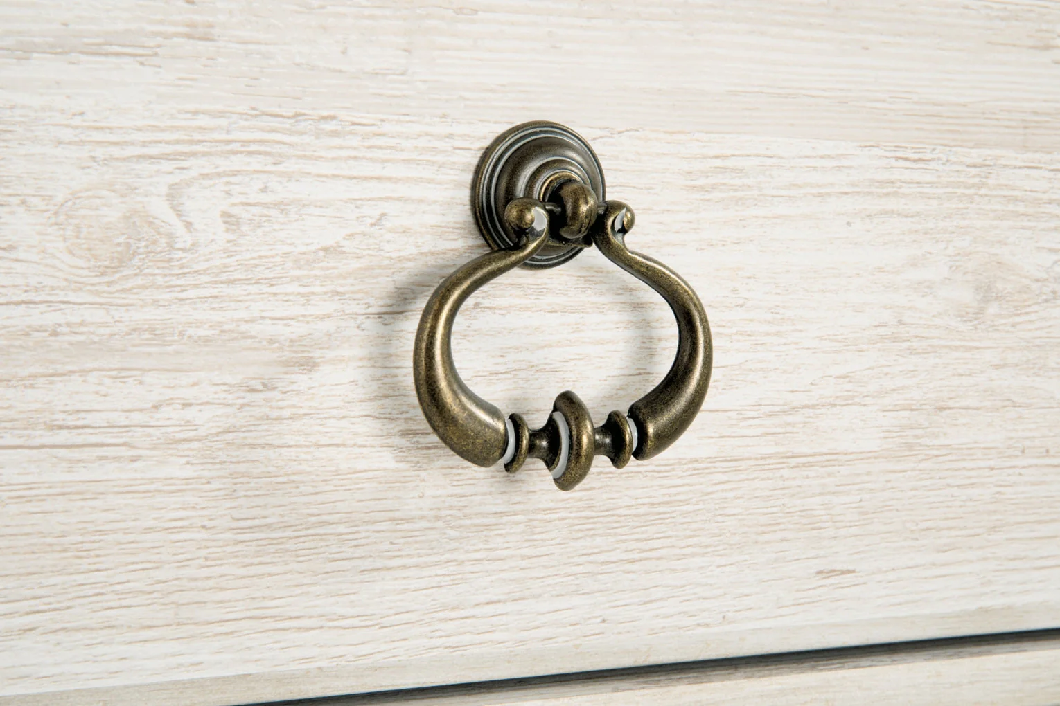Willowton Six Drawer Dresser - Image 6