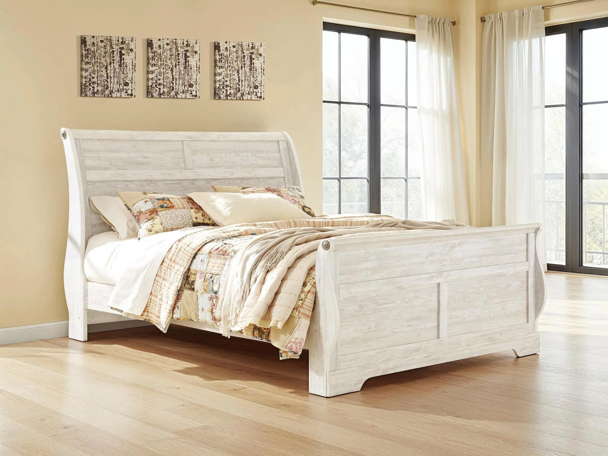 Willowton Sleigh Bed - Image 6