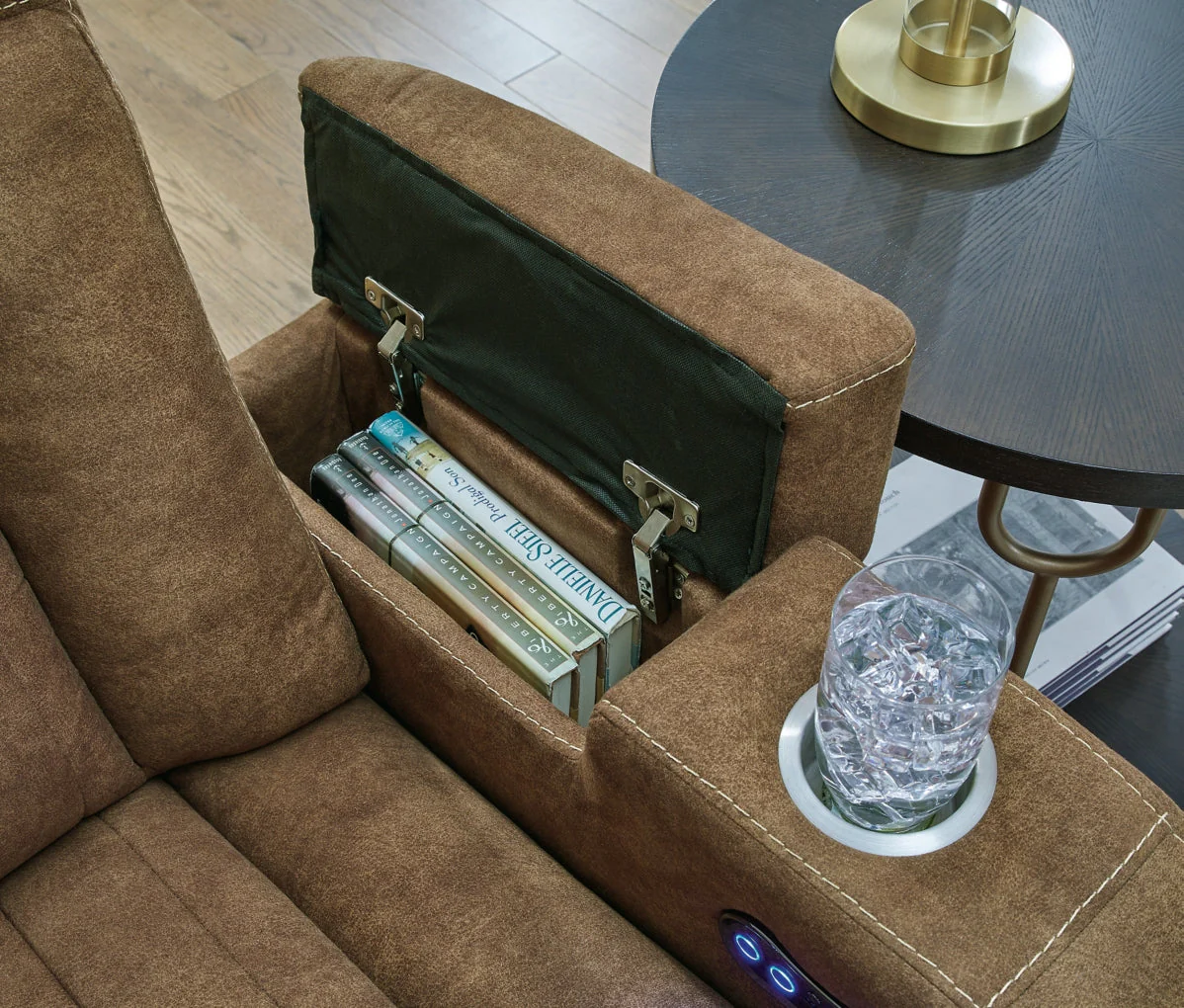 Wolfridge Power Recliner/Adjustable Headrest - Image 7