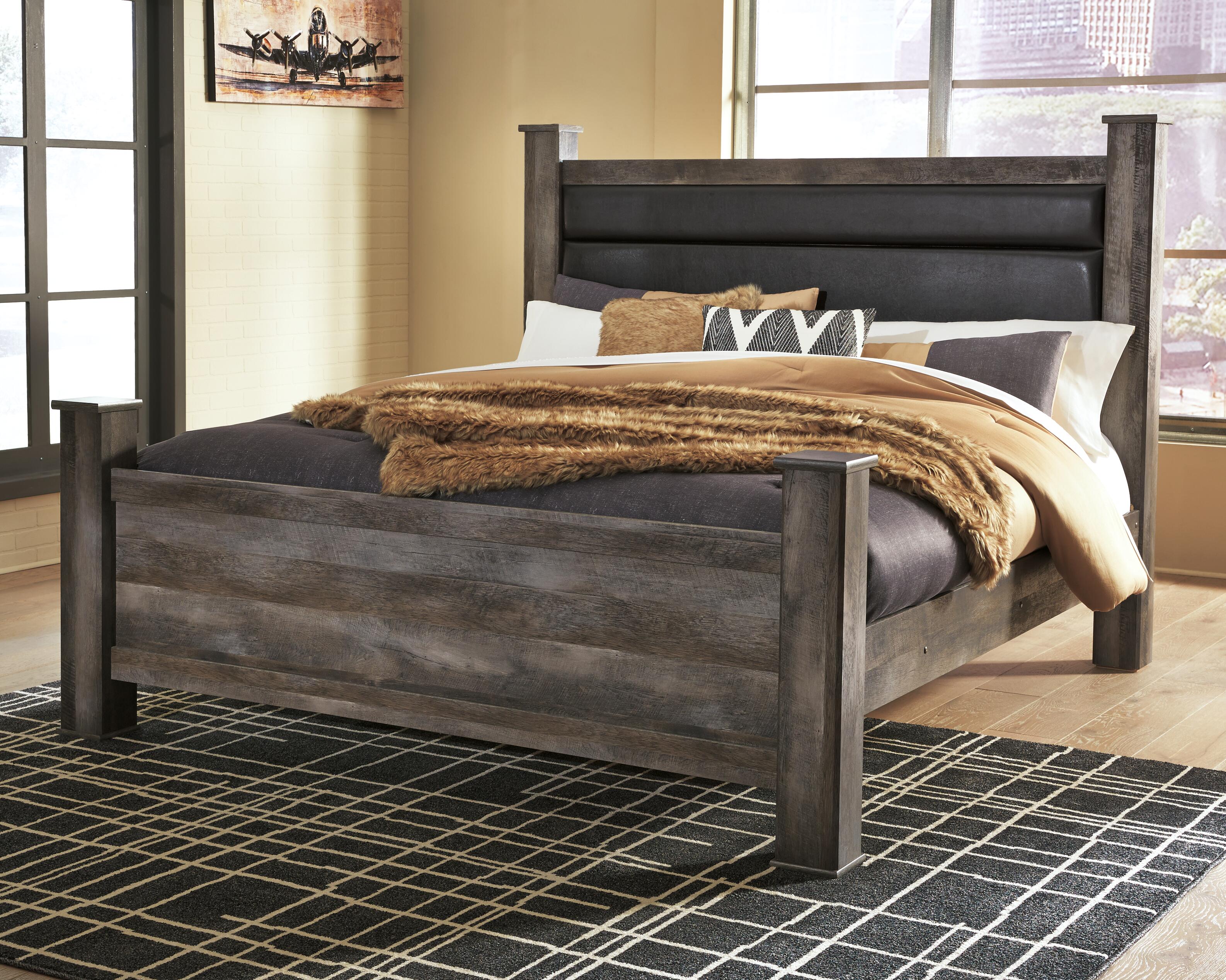Wynnlow Poster Bed - Image 2