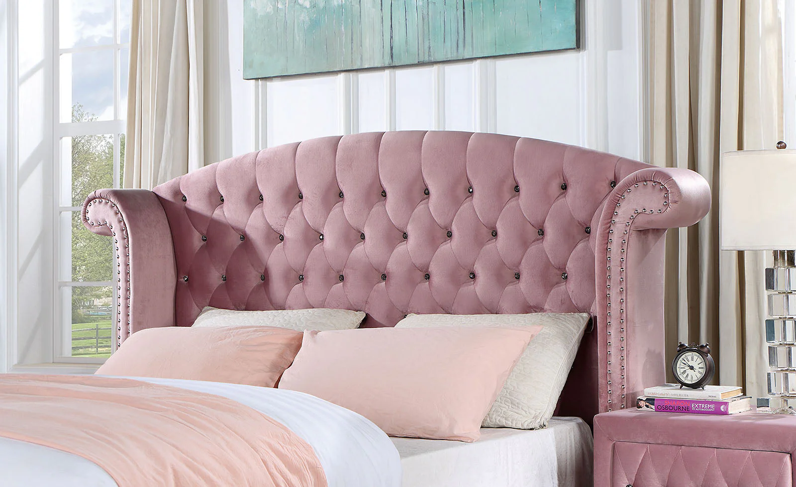 Zohar Pink 5 Pc. Queen Bedroom Set w/ 2NS - Image 2