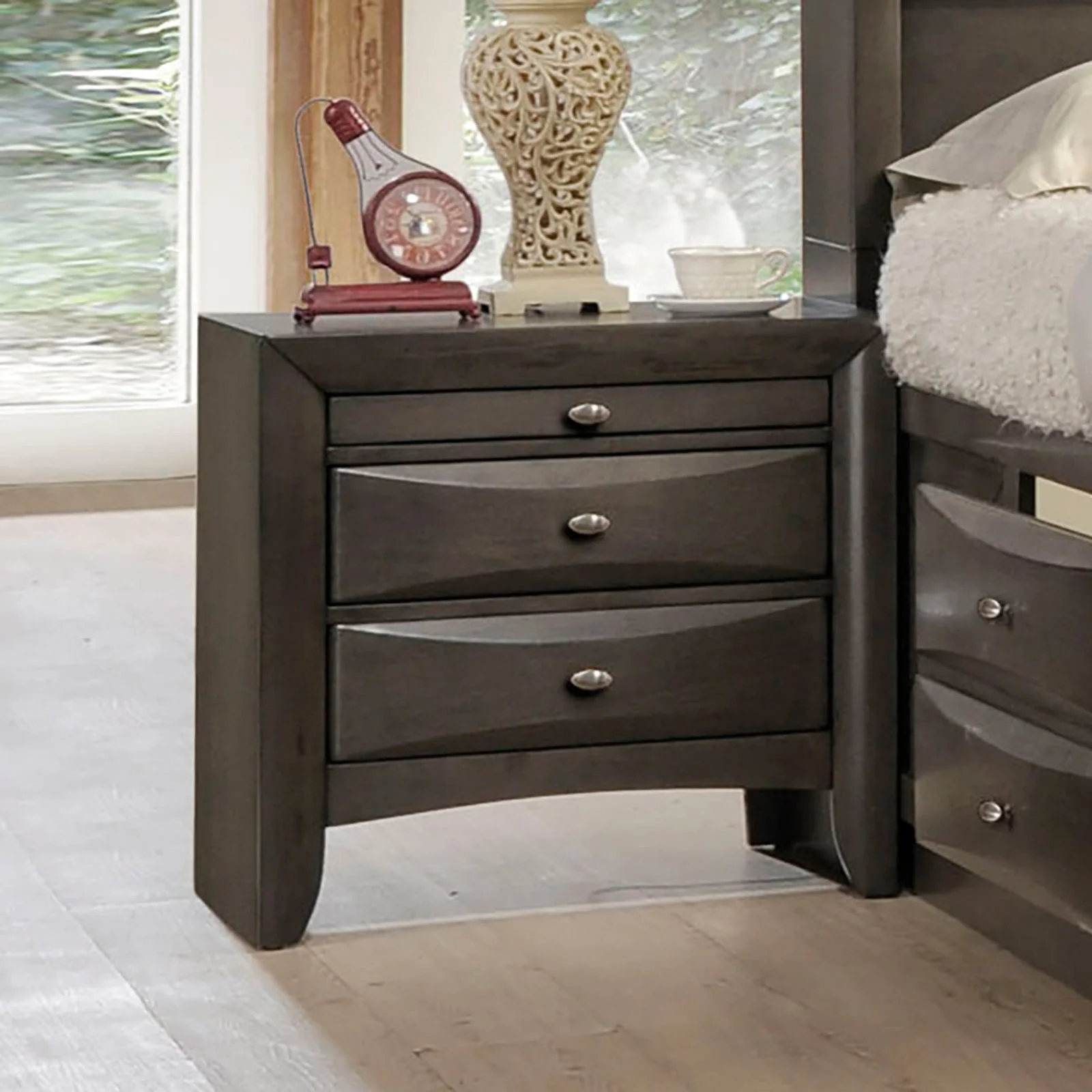 Zosimo Gray 5 Pc. Queen Bedroom Set w/ 2NS - Image 5